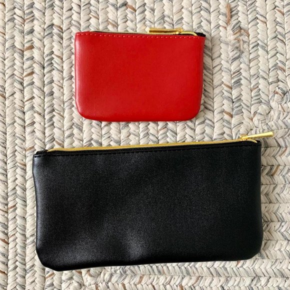 ⭐️ Bundle of 2 Marc Jacobs Daisy Cosmetic Coin Pouch - Picture 3 of 3